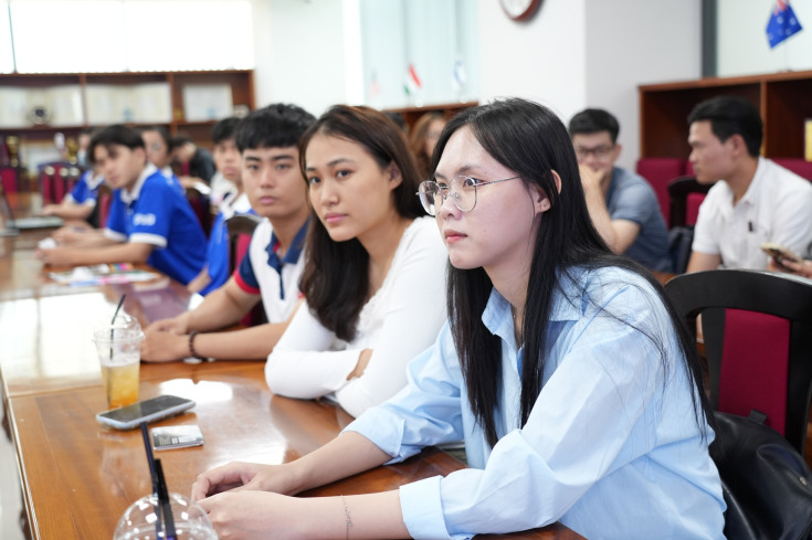 HỘI THẢO UK PATHWAY: CƠ HỘI DU HỌC ANH QUỐC TẠI ĐẠI HỌC GLOUCESTERSHIRE DÀNH CHO SINH VIÊN GLOUCESTERSHIRE VIETNAM 35