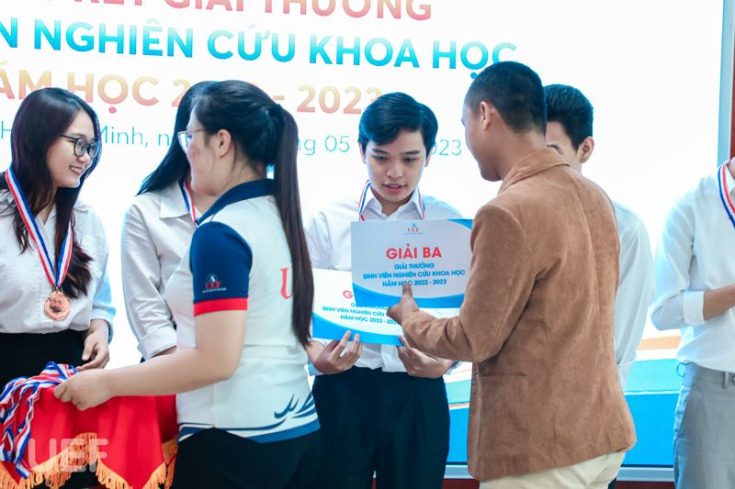 11 ĐỀ TÀI XUẤT SẮC THAM GIA CHUNG KẾT GIẢI THƯỞNG SINH VIÊN NGHIÊN CỨU KHOA HỌC 2022-2023 148