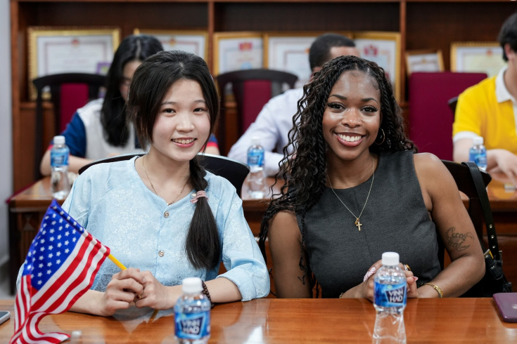 CHƯƠNG TRÌNH CỬ NHÂN ANH QUỐC: BỆ PHÓNG CHO ĐÍCH ĐẾN CÔNG DÂN TOÀN CẦU 55