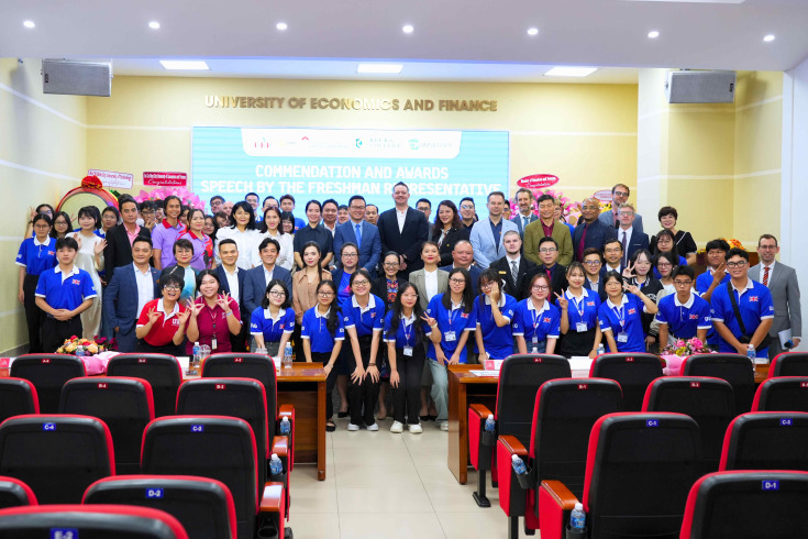 LỄ KHAI GIẢNG CHƯƠNG TRÌNH CỬ NHÂN ANH QUỐC NĂM HỌC 2025 - 2026 14