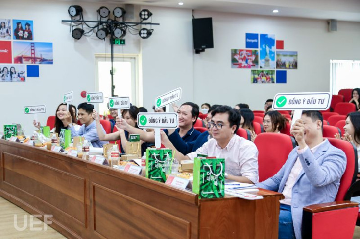 CHUNG KẾT YOUNG INNOVATION 2023: CÁC DỰ ÁN KHỞI NGHIỆP SÁNG TẠO CỦA SINH VIÊN "HÚT" NHÀ ĐẦU TƯ 137