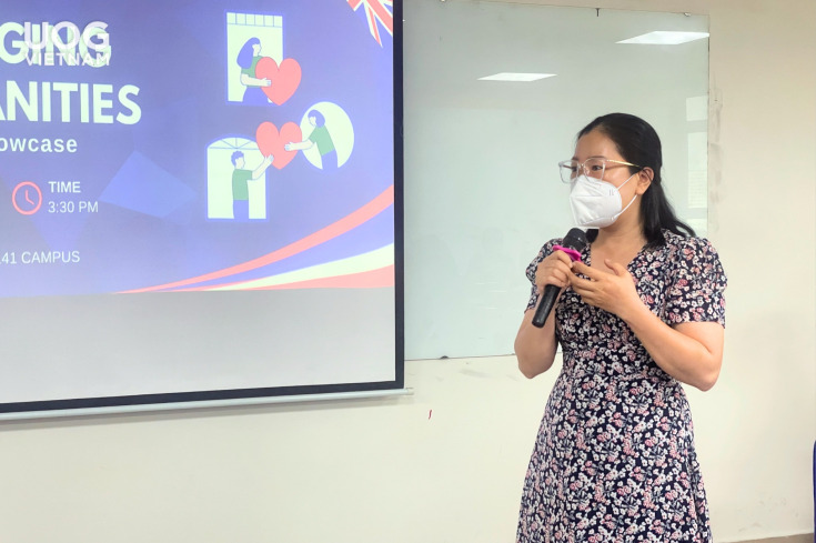 SINH VIÊN NGÀNH TIẾNG ANH VÀ NGÔN NGỮ HỌC HOÀN THÀNH MÔN HỌC ENGAGING HUMANITIES VỚI NHIỀU NỔ LỰC ĐÁNG GHI NHẬN 40