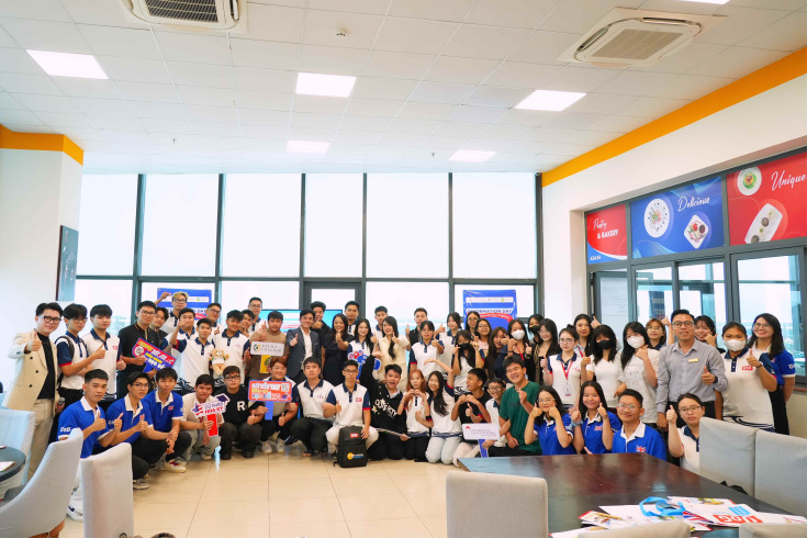 INFORMATION DAY – CƠ HỘI KHÁM PHÁ HÀNH TRÌNH CỬ NHÂN QUỐC TẾ DÀNH CHO TÂN SINH VIÊN (UEF) 52