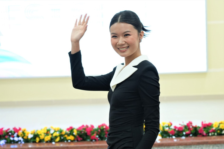 TALKSHOW "BE YOUR BEST SELF" - Á HẬU HỒNG ĐĂNG TRUYỀN CẢM HỨNG XÂY DỰNG DẤU ẤN CÁ NHÂN CHO SINH VIÊN 19