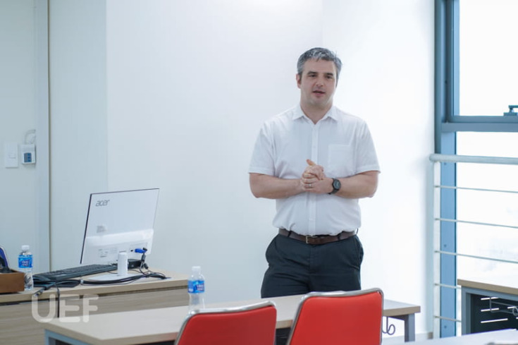 UEFERS BỔ SUNG KIẾN THỨC CHUYÊN NGÀNH TỪ GIÁO SƯ TRƯỜNG ĐẠI HỌC GLOUCESTERSHIRE - ANH QUỐC 61