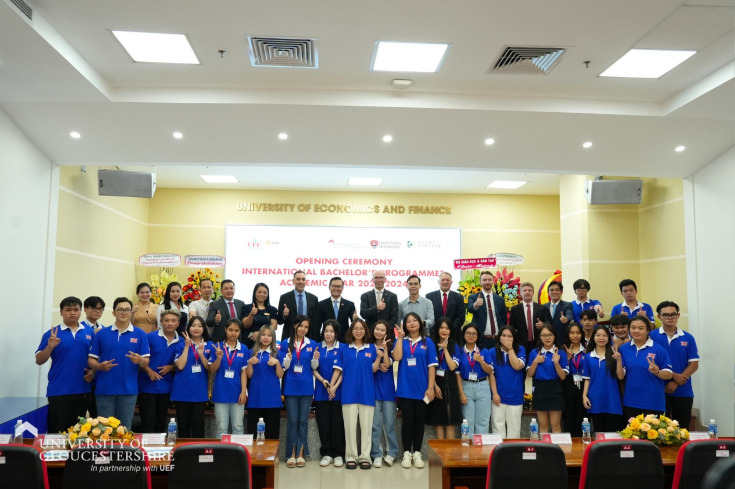 LONG TRỌNG DIỄN RA LỄ KHAI GIẢNG CHƯƠNG TRÌNH CỬ NHÂN QUỐC TẾ VÀ KÝ KẾT MOA GIỮA UOG VIETNAM VÀ UOG ANH QUỐC 134