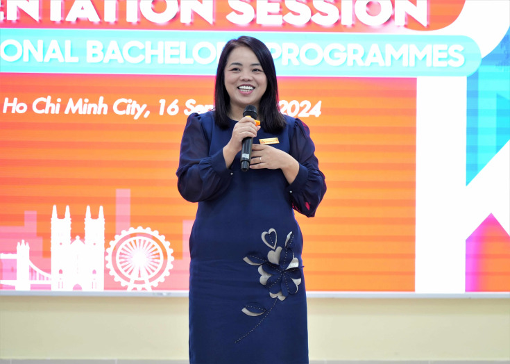 GLOUCESTERSHIRE VIETNAM GẶP GỠ TÂN SINH VIÊN KHÓA 2024 VÀO ĐẦU NĂM HỌC MỚI 59