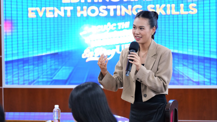 TOP 6 ÉN VÀNG UEF TỰ TIN CHINH PHỤC VÒNG CHUNG KẾT VỚI KỸ NĂNG BIÊN TẬP - DẪN TALKSHOW 21