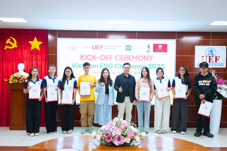 KHAI MẠC VÒNG TĂNG TRƯỞNG CUỘC THI VIETNAM ESG CHALLENGE 2025 TẠI UEF 40