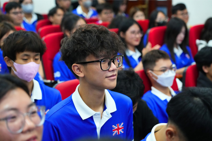 GLOUCESTERSHIRE VIETNAM CHÀO ĐÓN TÂN SINH VIÊN KHÓA 2025 VÀO ĐẦU NĂM HỌC MỚ 52