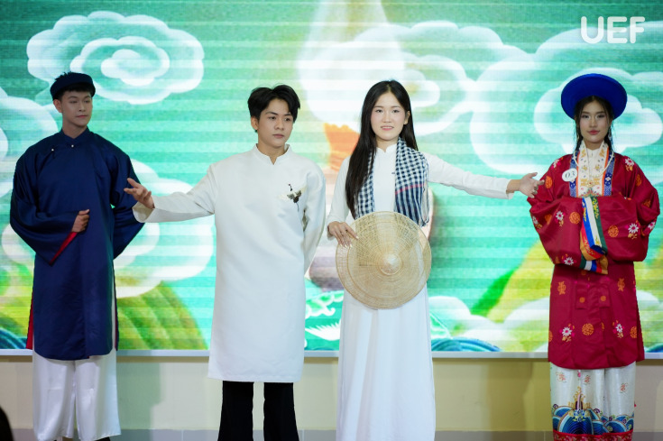 BÁN KẾT THE FACE UEF 2025 HỘI TỤ NHỮNG GƯƠNG MẶT ẤN TƯỢNG VÀ “BỮA TIỆC” THỜI TRANG ĐẦY CÁ TÍNH 59