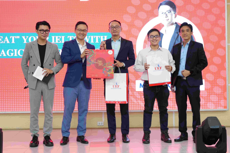 SINH VIÊN ĐƯỢC NÂNG CẤP KỸ NĂNG WRITING VÀ READING TRONG IELTS VỚI PHƯƠNG PHÁP LINEARTHINKING 14
