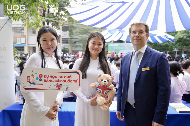 UOG VIETNAM ĐỒNG HÀNH VỚI HỌC SINH KHỐI 12 TRONG CHƯƠNG TRÌNH “ĐÚNG NGHỀ - SÁNG TƯƠNG LAI” NĂM 2024 23