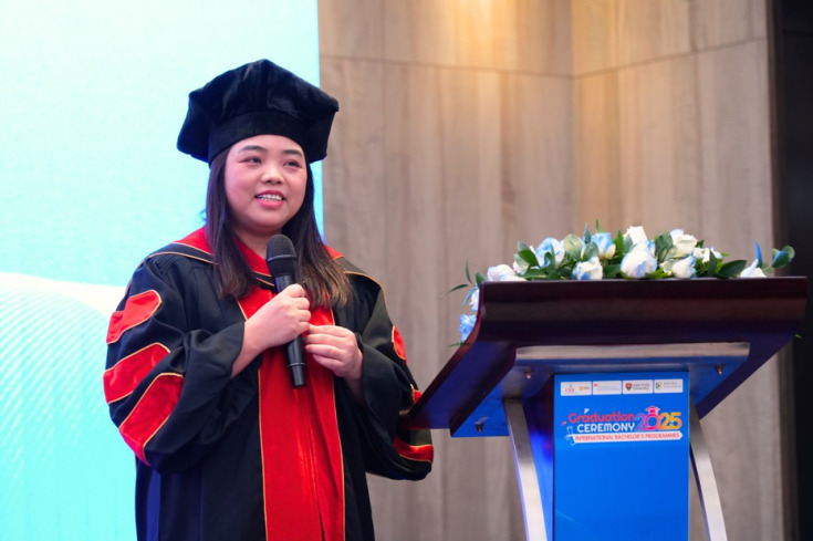 GLOUCESTERSHIRE VIETNAM TỔ CHỨC LỄ BỂ GIẢNG VÀ TRAO BẰNG TỐT NGHIỆP CHƯƠNG TRÌNH CỬ NHÂN ANH QUỐC NĂM 2025 63