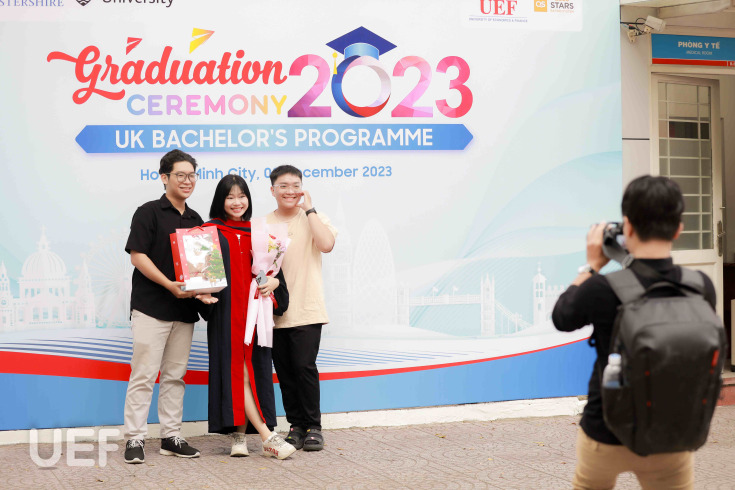 LỄ BẾ GIẢNG VÀ TRAO BẰNG TỐT NGHIỆP CỬ NHÂN QUỐC TẾ NIÊN KHÓA 2019 -2023 168