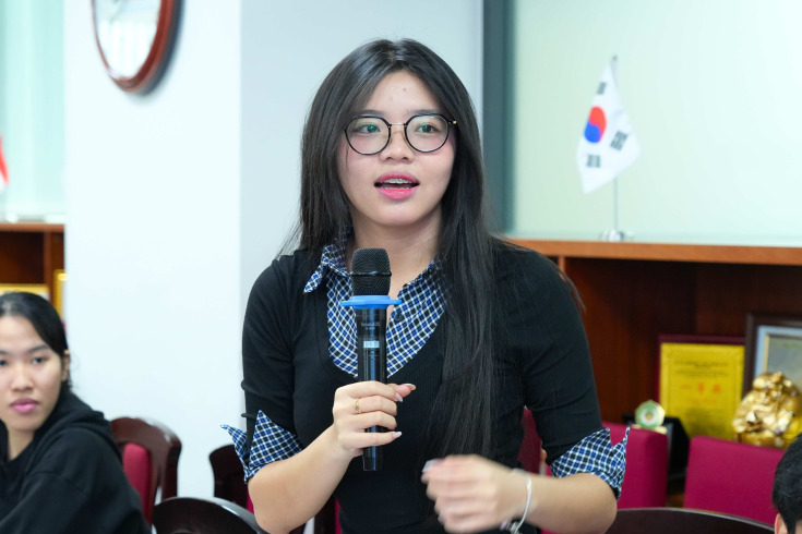 HỌC SINH TRẢI NGHIỆM MÔI TRƯỜNG ĐẠI HỌC QUỐC TẾ TẠI SỰ KIỆN OPEN DAY – GLOUCESTERSHIRE VIETNAM 46