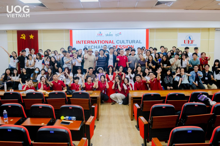 GIAO LƯU VỚI SINH VIÊN SINGAPORE QUA SỰ KIỆN INTERNATIONAL CULTURAL EXCHANGE SESSION 8