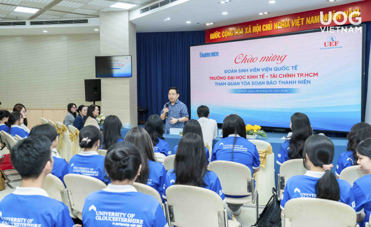 SINH VIÊN GLOUCESTERSHIRE VIETNAM THAM QUAN, KIẾN TẬP TẠI TÒA SOẠN BÁO THANH NIÊN 16