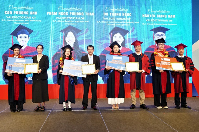 GLOUCESTERSHIRE VIETNAM ĐÀO TẠO CÁC NGÀNH HỌC GÌ VÀ HỌC PHÍ BAO NHIÊU 1 NĂM? 58