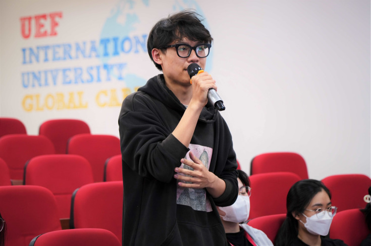 SINH VIÊN ĐƯỢC NÂNG CẤP KỸ NĂNG WRITING VÀ READING TRONG IELTS VỚI PHƯƠNG PHÁP LINEARTHINKING 40