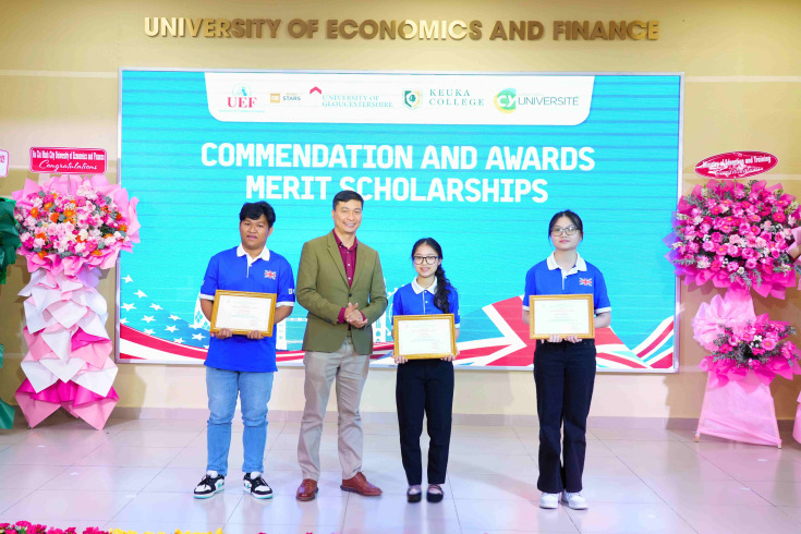 LỄ KHAI GIẢNG CHƯƠNG TRÌNH CỬ NHÂN ANH QUỐC NĂM HỌC 2025 - 2026 79