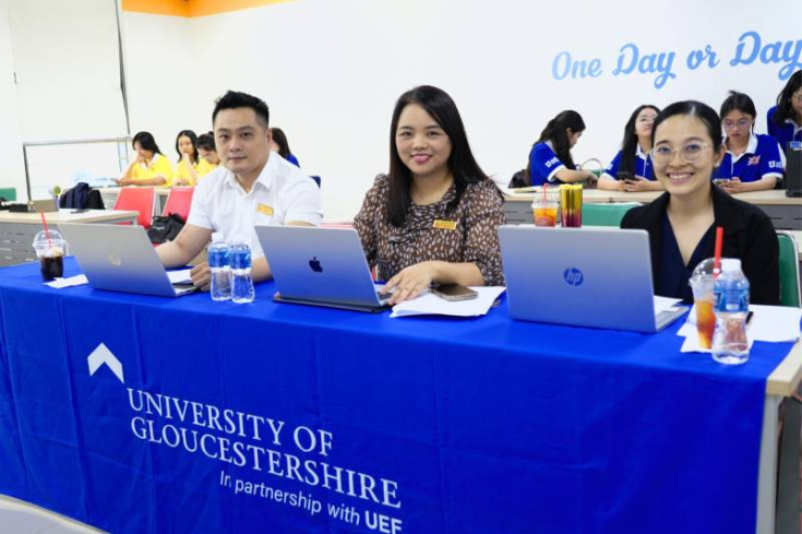 SINH VIÊN GLOUCESTERSHIRE VIETNAM KHƠI NGUỒN SÁNG TẠO TRONG NGHIÊN CỨU KHOA HỌC ỨNG DỤNG 21