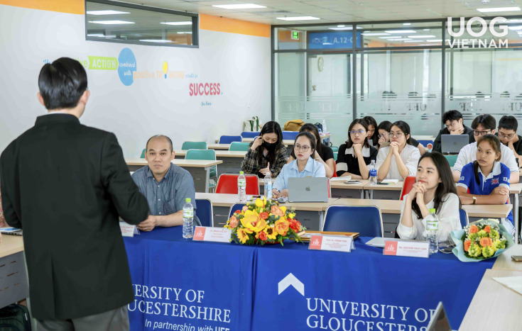 SINH VIÊN GLOUCESTERSHIRE VIETNAM TRAU DỒI TƯ DUY NGHIÊN CỨU CÙNG HỌC GIẢ QUỐC TẾ 41