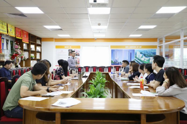 SINH VIÊN UEF HÁO HỨC CHUẨN BỊ CHO HỌC KỲ QUỐC TẾ 2B TẠI THÁI LAN 33