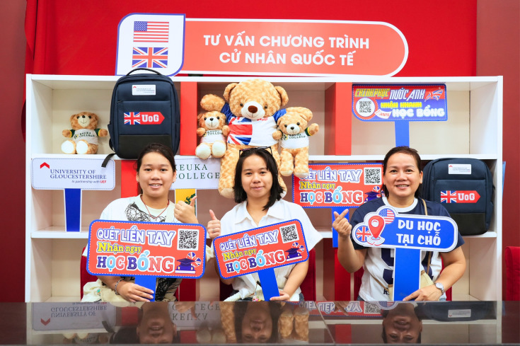GLOUCESTERSHIRE OPEN DAY THU HÚT PHỤ HUYNH VÀ THÍ SINH QUAN TÂM ĐẾN CHƯƠNG TRÌNH CỬ NHÂN ANH QUỐC 62