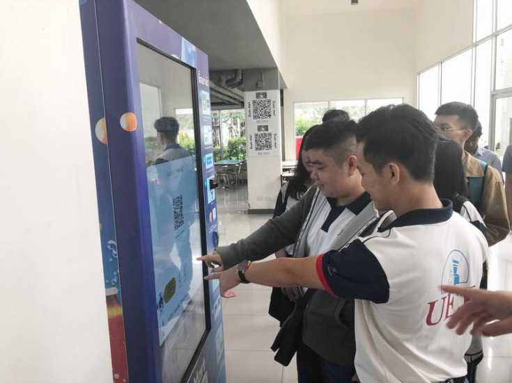 SINH VIÊN UEF CHÍNH THỨC KHỞI ĐỘNG HỌC KỲ QUỐC TẾ 2B TẠI THÁI LAN 40