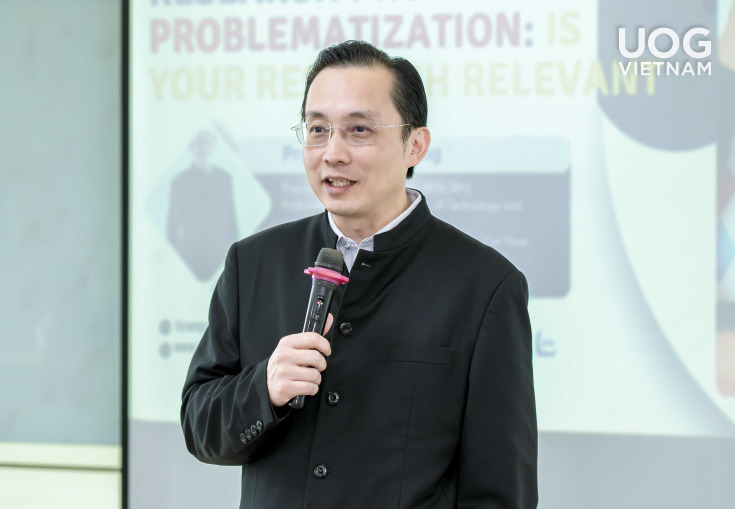 SINH VIÊN GLOUCESTERSHIRE VIETNAM TRAU DỒI TƯ DUY NGHIÊN CỨU CÙNG HỌC GIẢ QUỐC TẾ 34