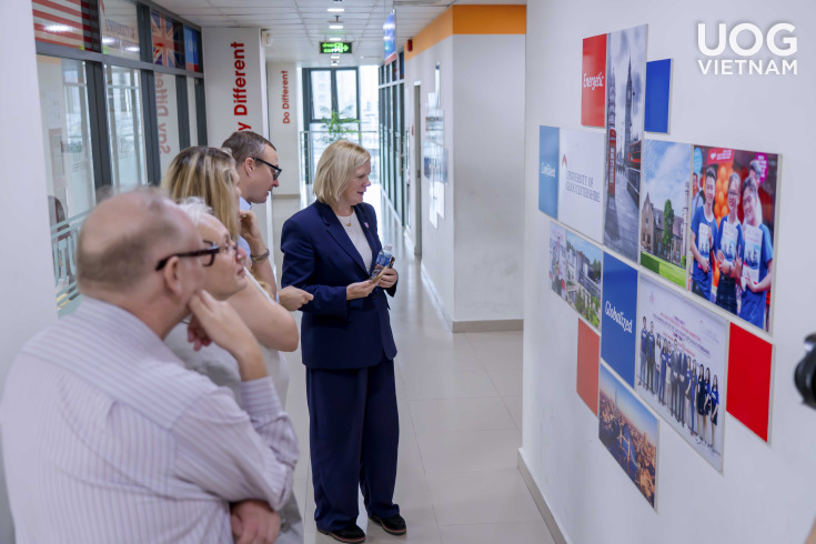 LÃNH ĐẠO UNIVERSITY OF GLOUCESTERSHIRE LÀM VIỆC TẠI VIỆT NAM, MỞ RỘNG ĐỊNH HƯỚNG PHÁT TRIỂN GLOUCESTERSHIRE VIETNAM 79