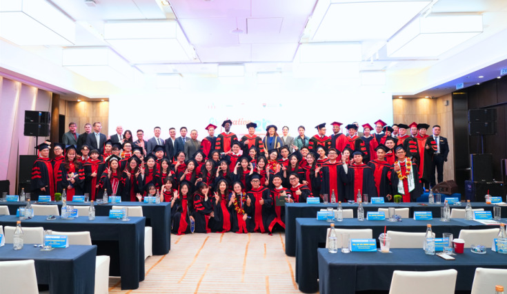 GLOUCESTERSHIRE VIETNAM TỔ CHỨC LỄ BỂ GIẢNG VÀ TRAO BẰNG TỐT NGHIỆP CHƯƠNG TRÌNH CỬ NHÂN ANH QUỐC NĂM 2025 107