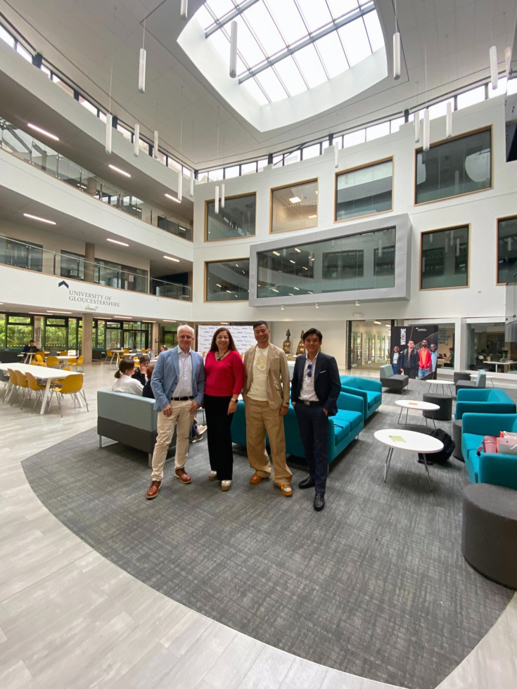 GLOUCESTERSHIRE VIETNAM TĂNG CƯỜNG HỌC TẬP TRẢI NGHIỆM TOÀN CẦU CÙNG ĐH GLOUCESTERSHIRE (ANH QUỐC) 11