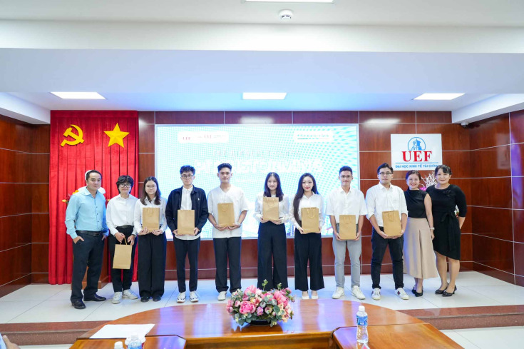 “THE KIMBERLY-CLARK PITCHSTORMING” CƠ HỘI ĐỂ SINH VIÊN HỌC TẬP, TRẢI NGHIỆM VỚI DOANH NGHIỆP QUỐC TẾ 33