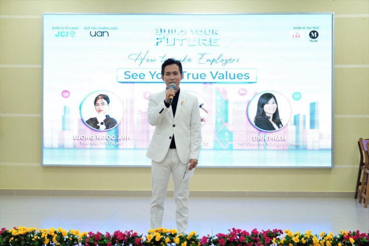 "HOW TO MAKE EMPLOYERS SEE YOUR TRUE VALUES" - KINH NGHIỆM GHI ĐIỂM VỚI NHÀ TUYỂN DỤNG 32