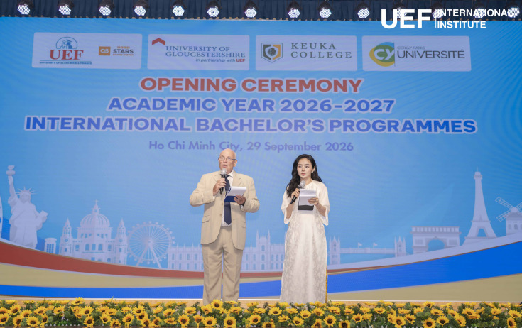 DẤU ẤN TẠI LỄ KHAI GIẢNG NĂM HỌC 2026–2027 CỦA GLOUCESTERSHIRE VIETNAM 18
