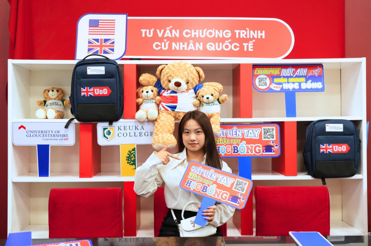 GLOUCESTERSHIRE OPEN DAY THU HÚT PHỤ HUYNH VÀ THÍ SINH QUAN TÂM ĐẾN CHƯƠNG TRÌNH CỬ NHÂN ANH QUỐC 60