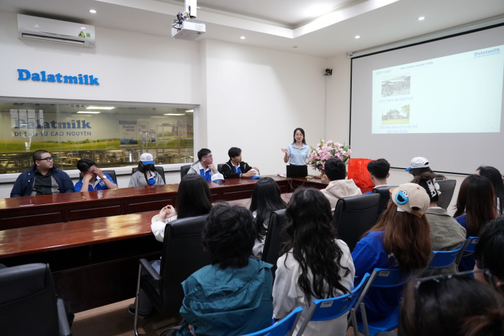 SINH VIÊN UOG VIETNAM THAM GIA HOẠT ĐỘNG TRẢI NGHIỆM TẠI LÂM ĐỒNG 12