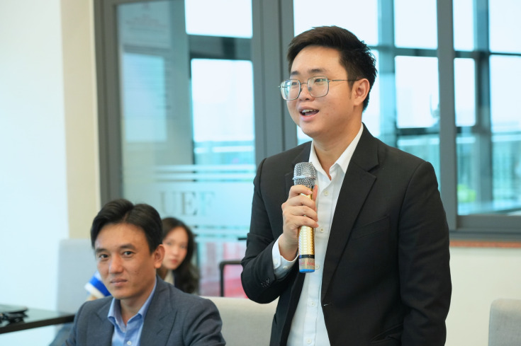 GLOUCESTERSHIRE OPEN DAY THU HÚT PHỤ HUYNH VÀ THÍ SINH QUAN TÂM ĐẾN CHƯƠNG TRÌNH CỬ NHÂN ANH QUỐC 32