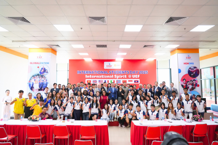 SINH VIÊN GLOUCESTERSHIRE VIETNAM KHỞI ĐỘNG NĂM HỌC 2025–2026 VỚI LOẠT SỰ KIỆN ĐẶC SẮC, HỘI NHẬP VÀ SÁNG TẠO 96
