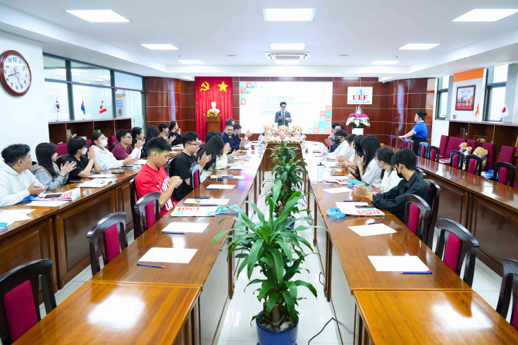 HỌC SINH TRẢI NGHIỆM MÔI TRƯỜNG ĐẠI HỌC QUỐC TẾ TẠI SỰ KIỆN OPEN DAY – GLOUCESTERSHIRE VIETNAM 9