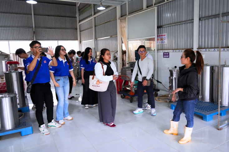 SINH VIÊN GLOUCESTERSHIRE VIETNAM KHÁM PHÁ VÀ HỌC TẬP TRẢI NGHỆM TẠI ĐÀ LẠT 28
