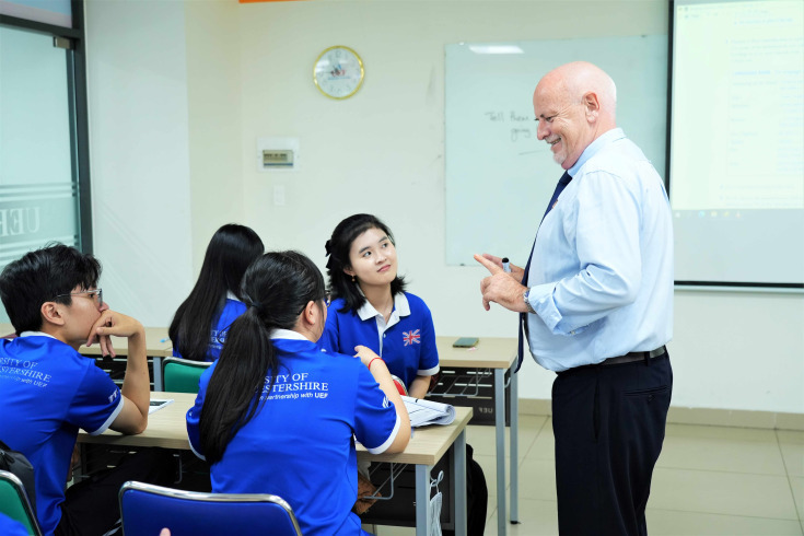 CHƯA CÓ IELTS, VẪN CÓ THỂ BẮT ĐẦU LỘ TRÌNH CỬ NHÂN ANH QUỐC TẠI GLOUCESTERSHIRE VIETNAM 43