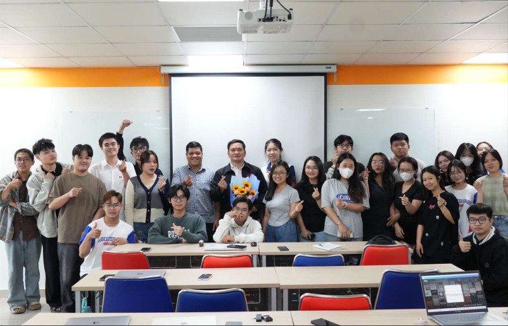 SINH VIÊN GLOUCESTERSHIRE VIETNAM THAM GIA LỚP HỌC ĐỒNG GIẢNG VỚI CHUYÊN GIA KẾ TOÁN - TÀI CHÍNH QUỐC TẾ 33