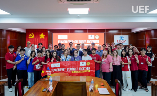 SINH VIÊN GLOUCESTERSHIRE VIETNAM TĂNG CƯỜNG GẮN KẾT BẠN BÈ QUỐC TẾ QUA HOẠT ĐỘNG GIAO LƯU VỚI SINH VIÊN HOA KỲ