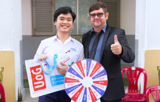 NHẬN NGAY HỌC BỔNG LÊN ĐẾN 100% BẰNG ĐIỂM HỌC BẠ LỚP 11 HOẶC CHỨNG CHỈ IELTS