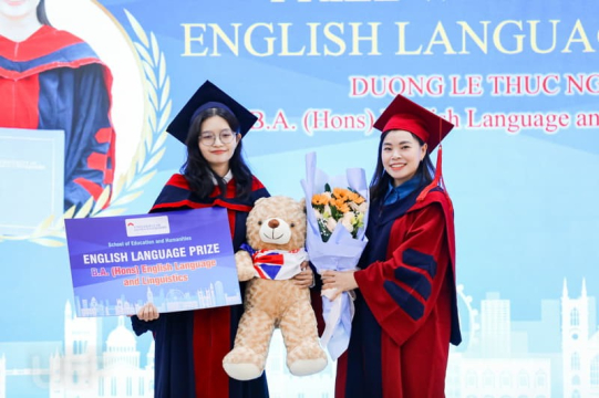 THÔNG TIN TUYỂN SINH CHƯƠNG TRÌNH CỬ NHÂN ANH QUỐC NGÀNH TIẾNG ANH VÀ NGÔN NGỮ HỌC 2023