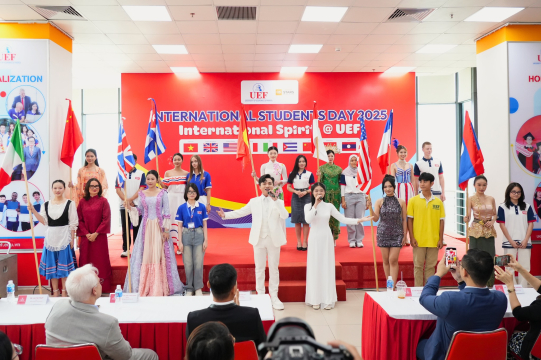 SINH VIÊN GLOUCESTERSHIRE VIETNAM KHỞI ĐỘNG NĂM HỌC 2025–2026 VỚI LOẠT SỰ KIỆN ĐẶC SẮC, HỘI NHẬP VÀ SÁNG TẠO