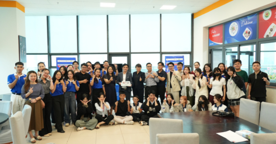 INFORMATION DAY – CƠ HỘI KHÁM PHÁ HÀNH TRÌNH CỬ NHÂN QUỐC TẾ DÀNH CHO TÂN SINH VIÊN (UEF)